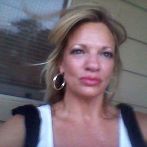 Meet your Posher, Breta